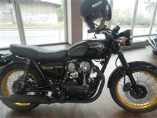 Motocykl Kawasaki W800 (2012)